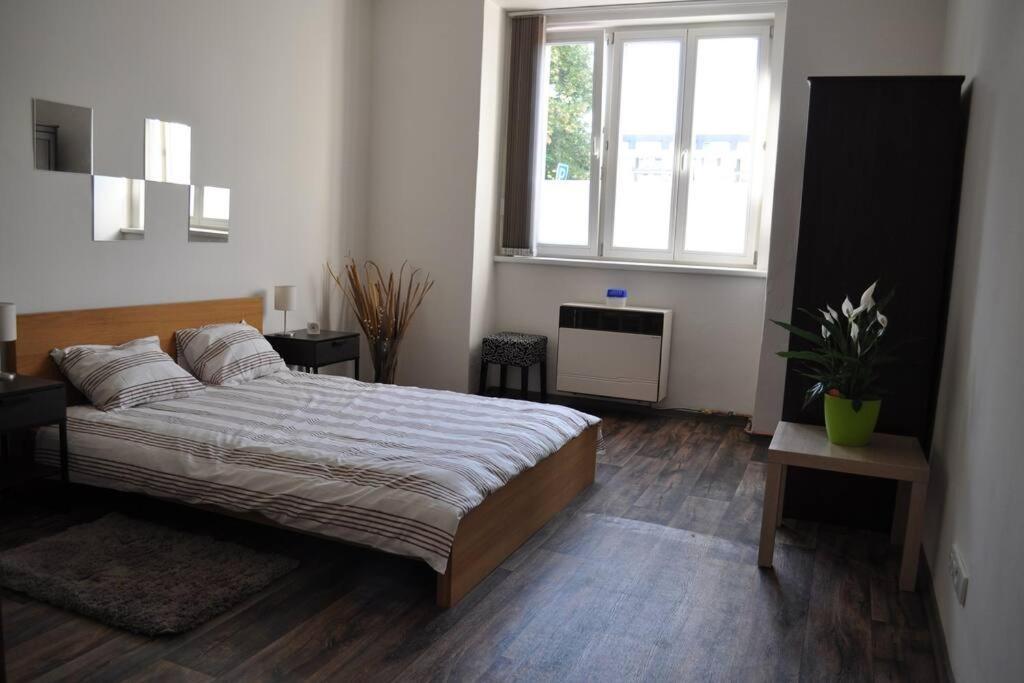 Apartment In Praha 3 Екстериор снимка